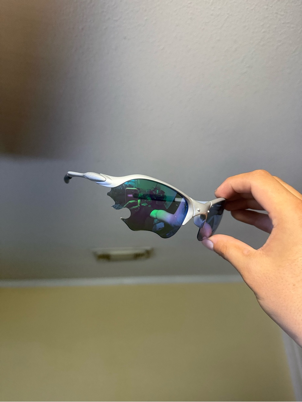 Silver Sport Sunglasses with Green Mirrored Lenses o glasses